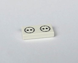 Picture of 1 x 2 - Fliese White - Steckdose