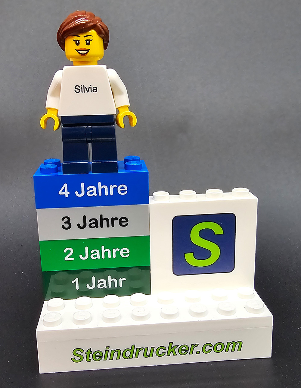 Lego employee gift small की तस्वीर