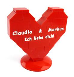 Zeige Details für graviertes Lego Herz Bild von graviertes Lego Herz