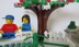 Bild von LEGO® Frühlingsszene mit gravierten Minifiguren & Baumschnitzerei