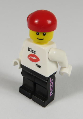 Resmi Kiss me Figur