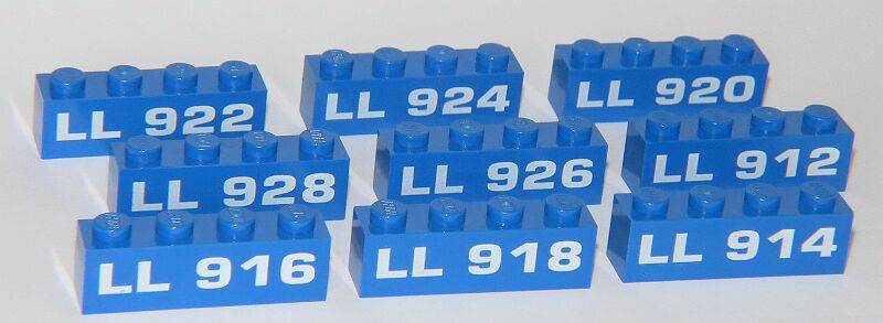 Resmi 1x4 Blue LL... - Space Classic